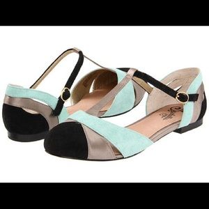 ✦Seychelles  Freesia T-Strap Flats Size 7.5 Suede✦